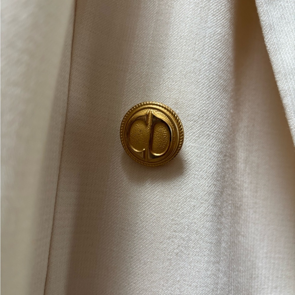 Dior Cream Double-Breasted Blazer with Gold Buttons - Picture 2 of 6